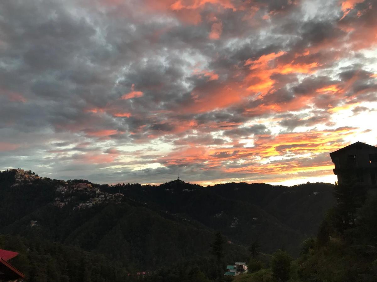 Residence Inn Homestay Shimla Esterno foto