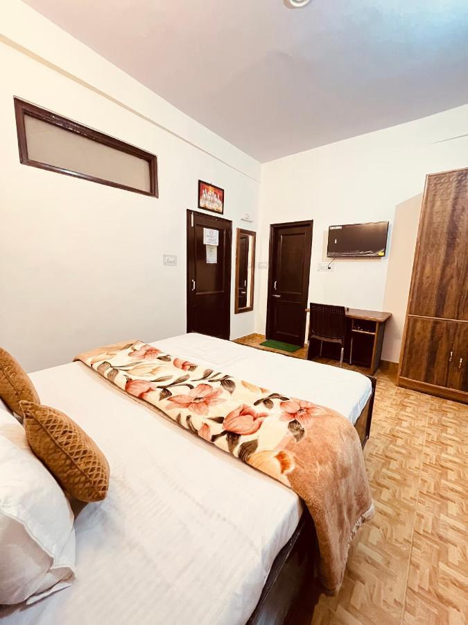 Residence Inn Homestay Shimla Esterno foto