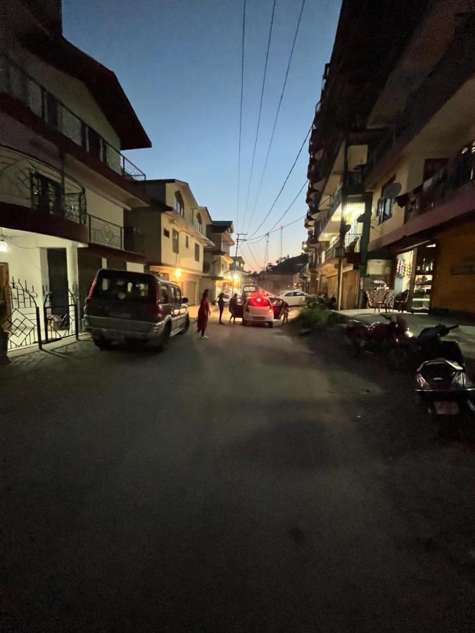 Residence Inn Homestay Shimla Esterno foto