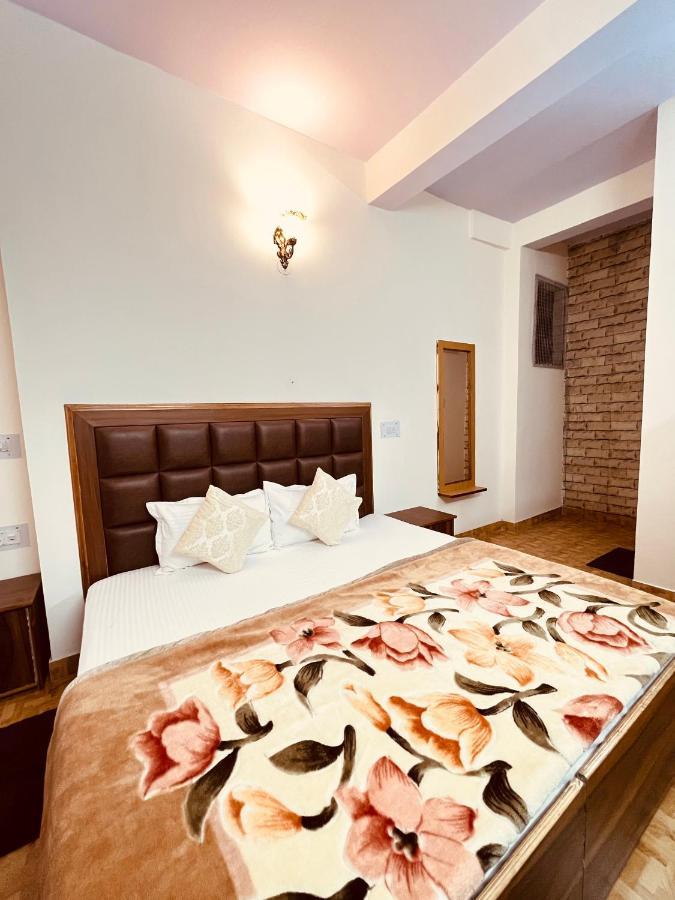 Residence Inn Homestay Shimla Esterno foto