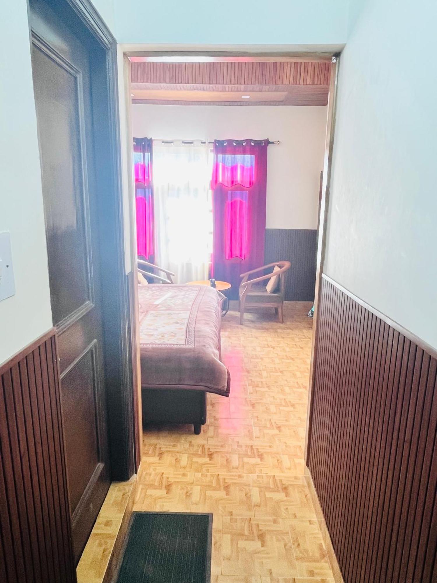 Residence Inn Homestay Shimla Esterno foto