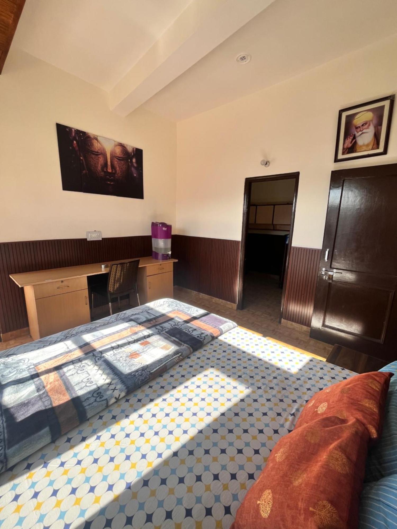 Residence Inn Homestay Shimla Esterno foto